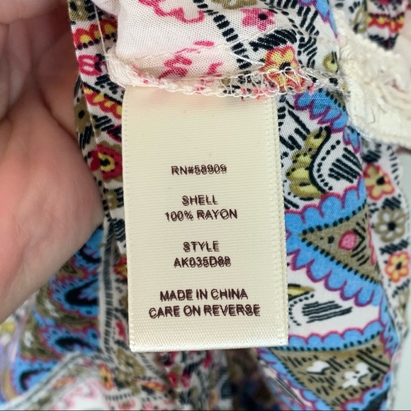 Chelsea & Violet Medium Long Sleeve Shorts Romper Jumpsuit Boho Cream Paisley - Picture 7 of 11